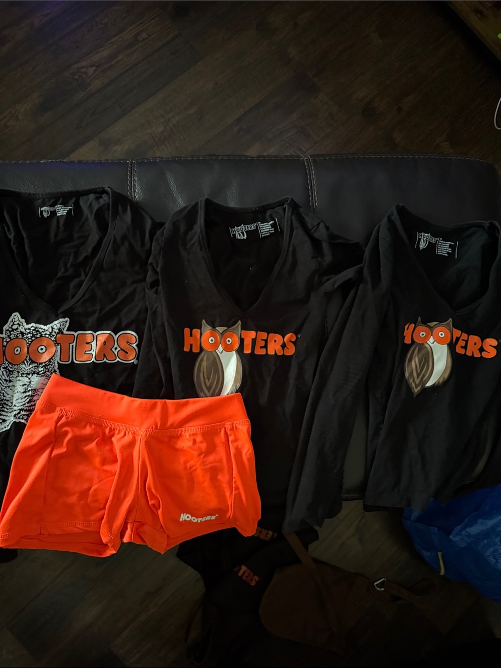 Hooters Black Long Sleeved V Neck Uniform XS, Brand new shorts “B”